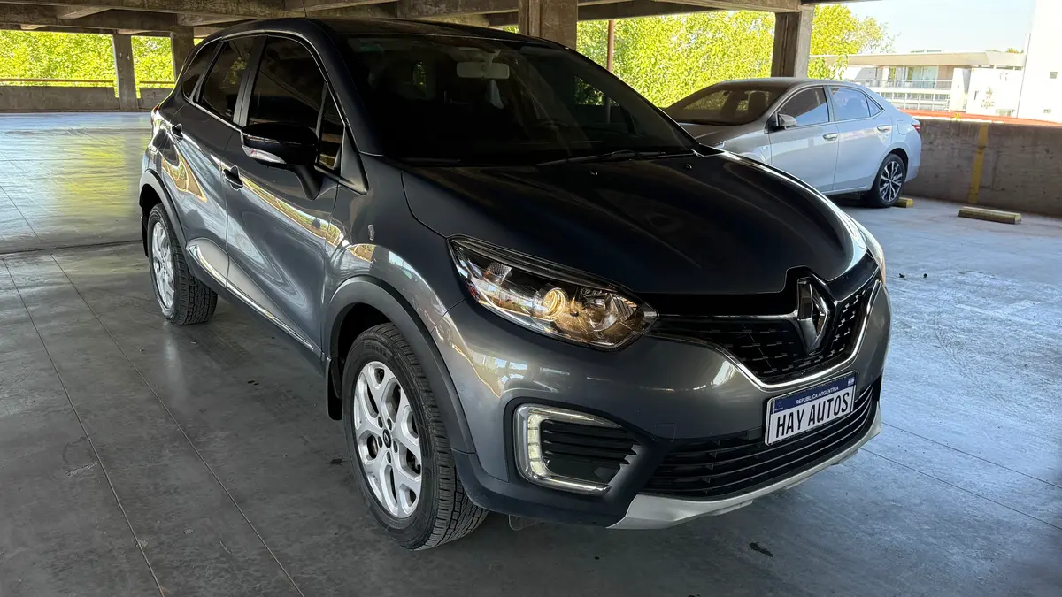 Mira esta publicación de Renault Captur 2017 en Motordil