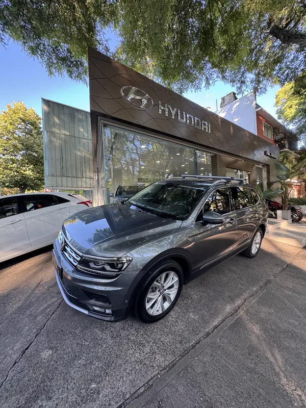 Mira esta publicación de Volkswagen Tiguan Allspace 2018 en Motordil