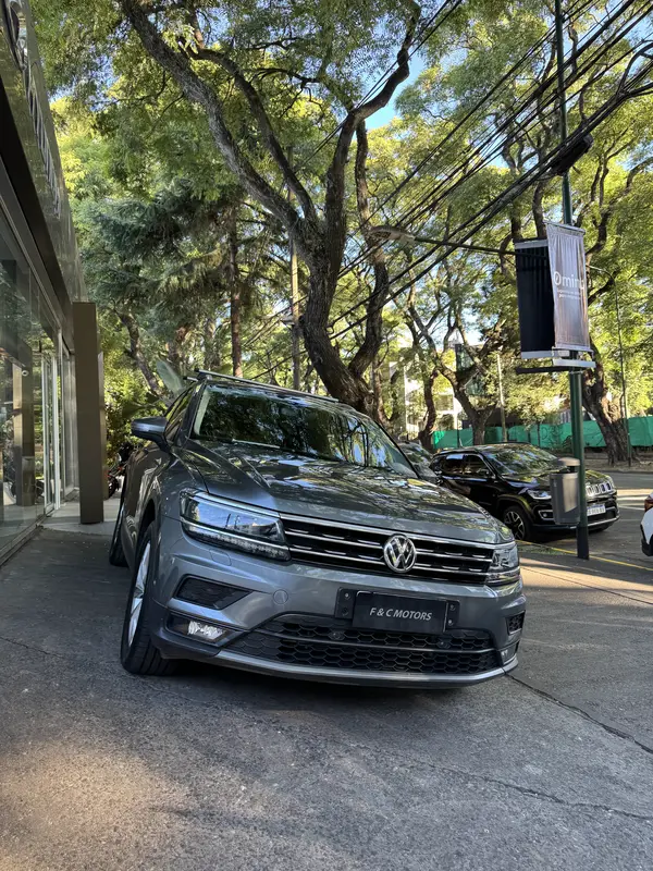 Mira esta publicación de Volkswagen Tiguan Allspace 2018 en Motordil