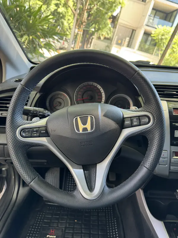 Mira esta publicación de Honda City 2010 en Motordil