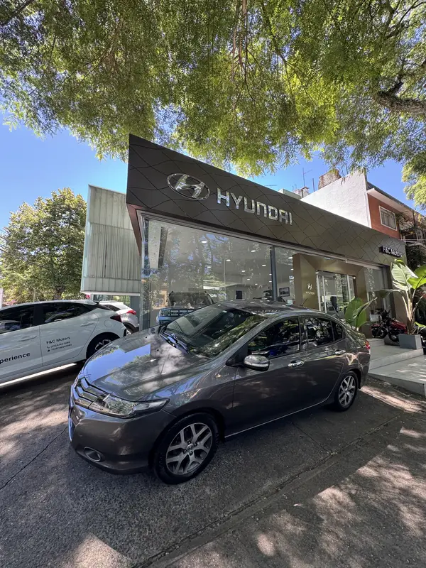 Mira esta publicación de Honda City 2010 en Motordil