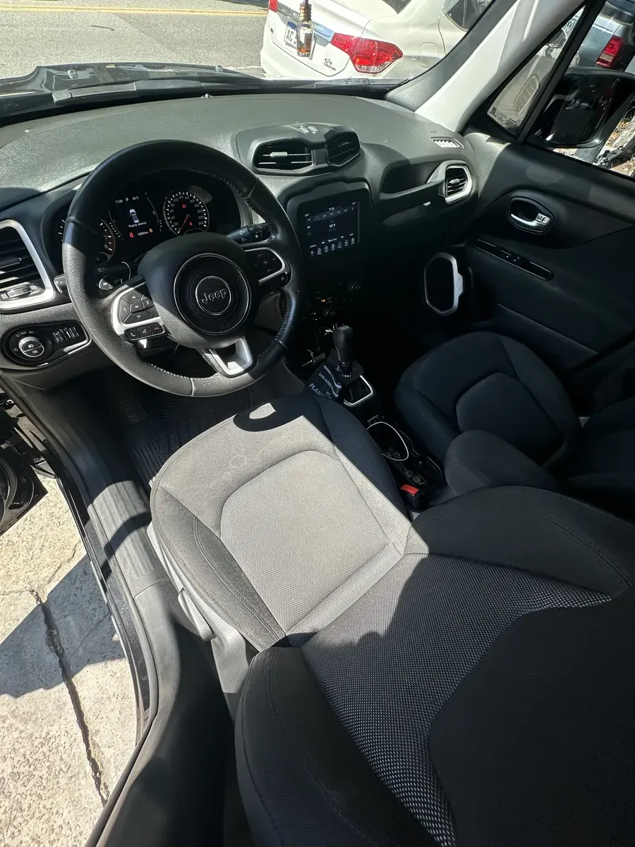 Mirá esta publicación de Jeep Renegade