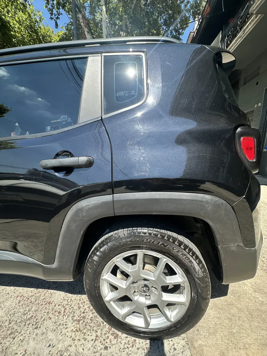 Mirá esta publicación de Jeep Renegade