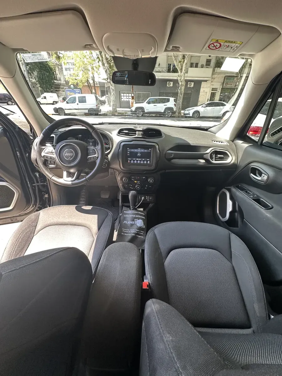 Mirá esta publicación de Jeep Renegade