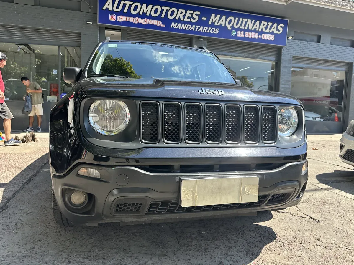 Mira esta publicación de Jeep Renegade 2020 en Motordil