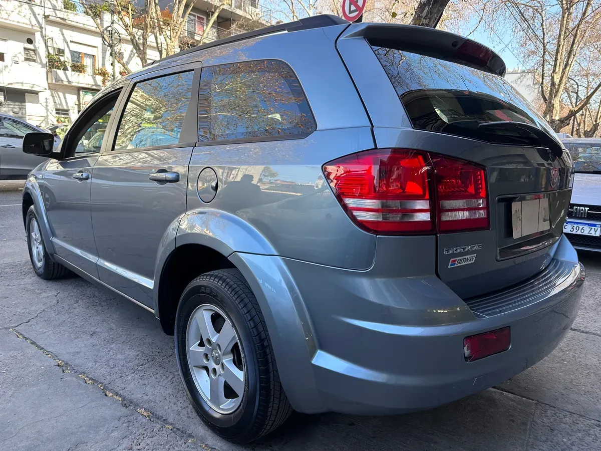 Mira esta publicación de Dodge Journey 2010 en Motordil