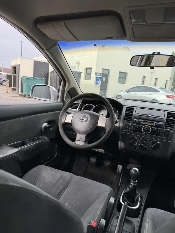 Mira esta publicación de Nissan Tiida 2009 en Motordil