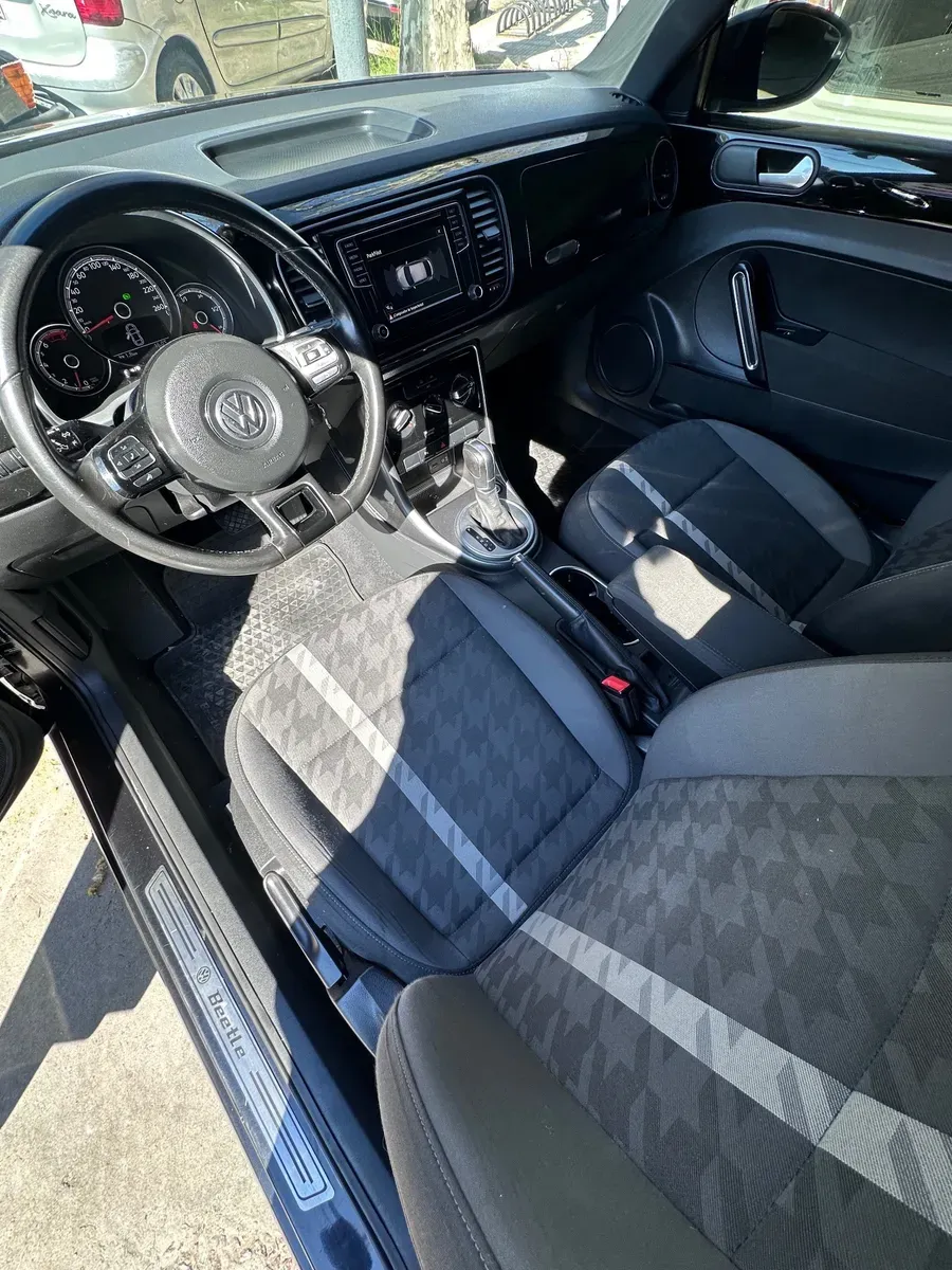 Mira esta publicación de Volkswagen The Beetle 2017 en Motordil