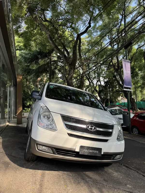 Mira esta publicación de Hyundai H1 2012 en Motordil