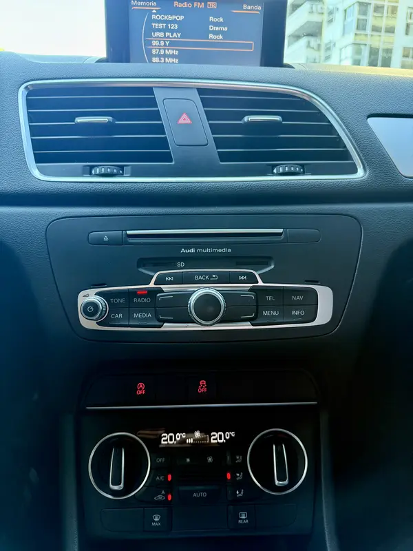 Mira esta publicación de Audi Q3 2017 en Motordil