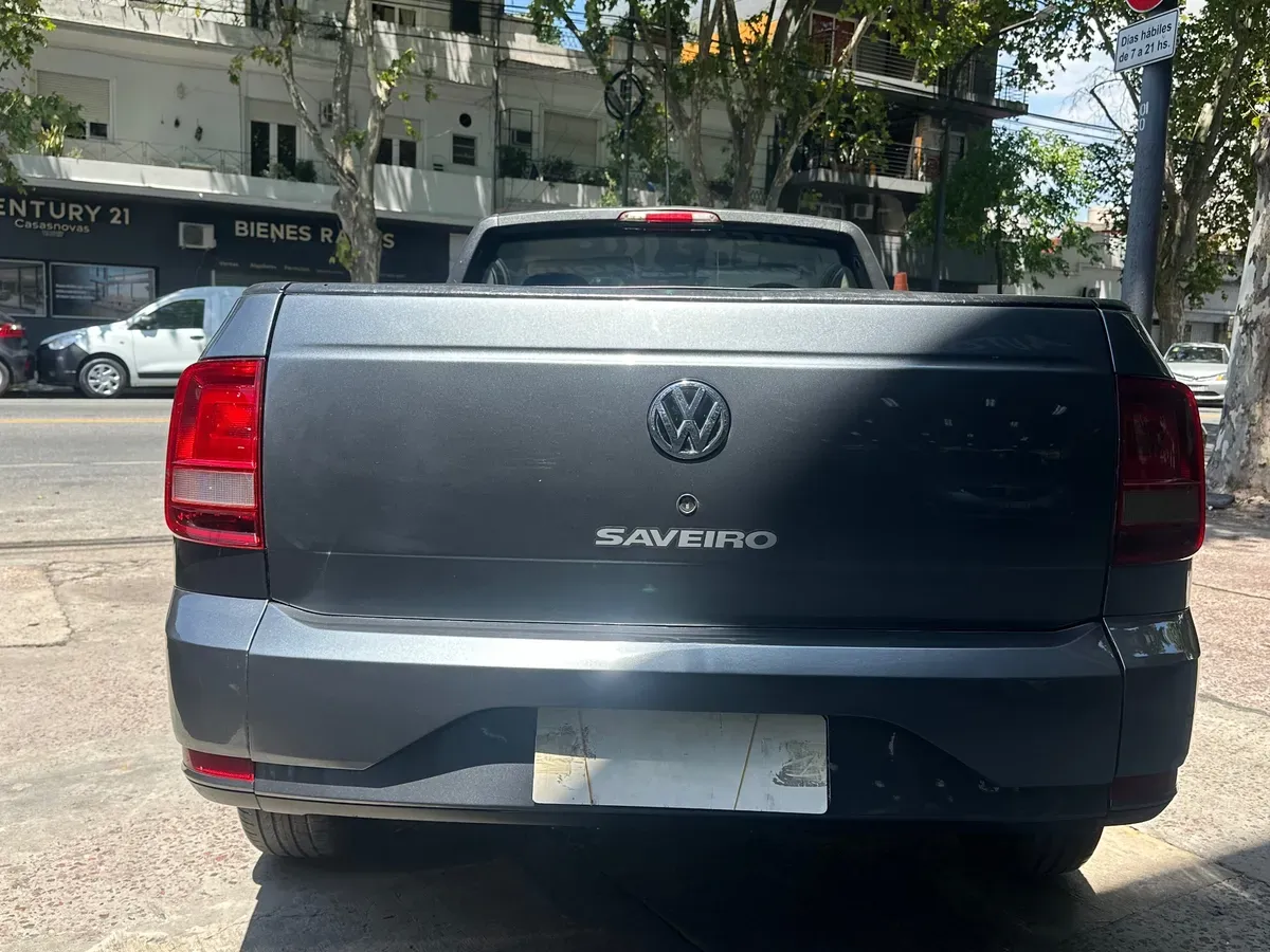 Mira esta publicación de Volkswagen Saveiro 2019 en Motordil