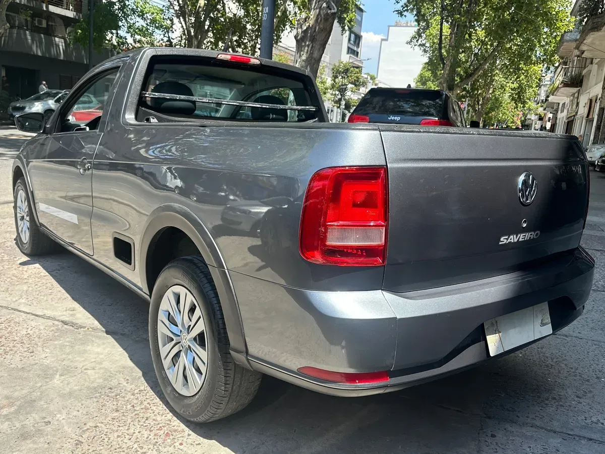 Mira esta publicación de Volkswagen Saveiro 2019 en Motordil