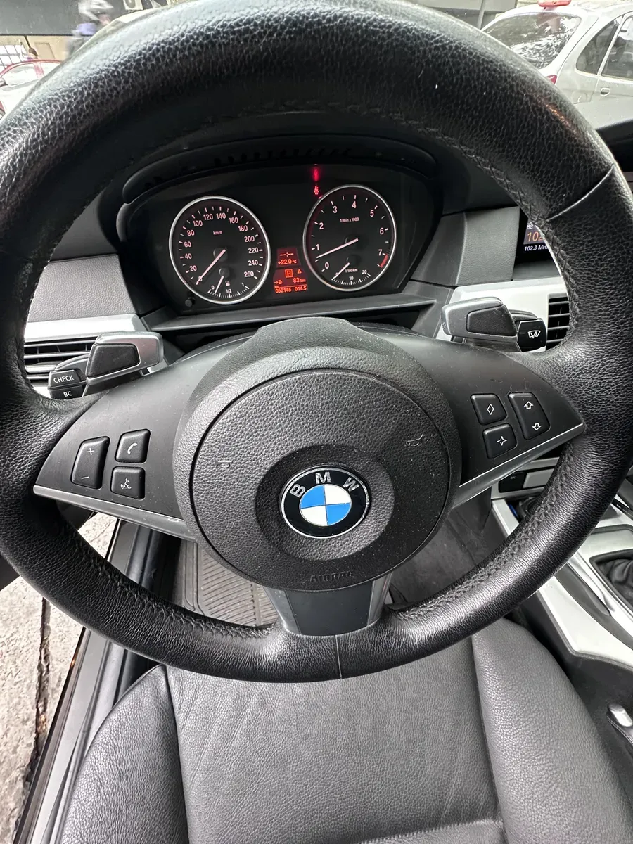 Mira esta publicación de BMW Serie 5 2010 en Motordil