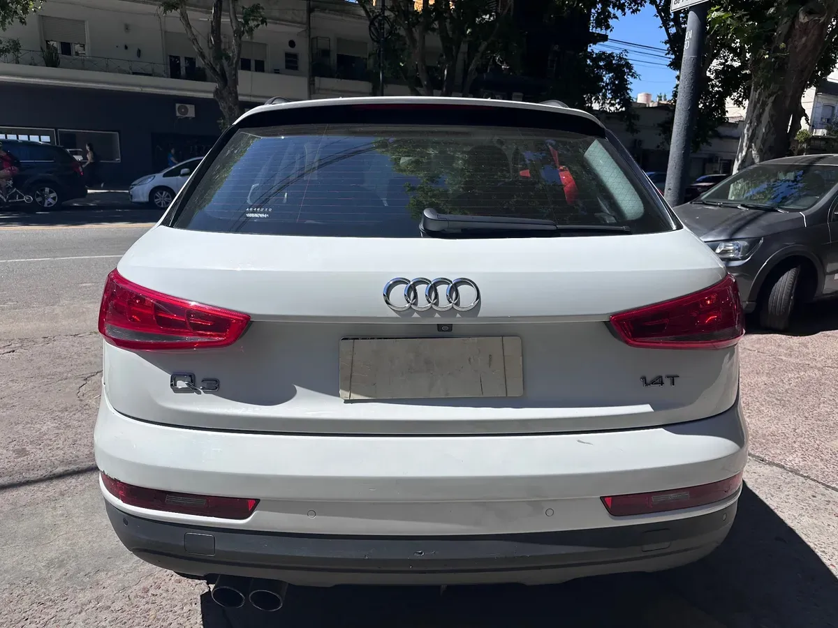 Mira esta publicación de Audi Q3 2017 en Motordil