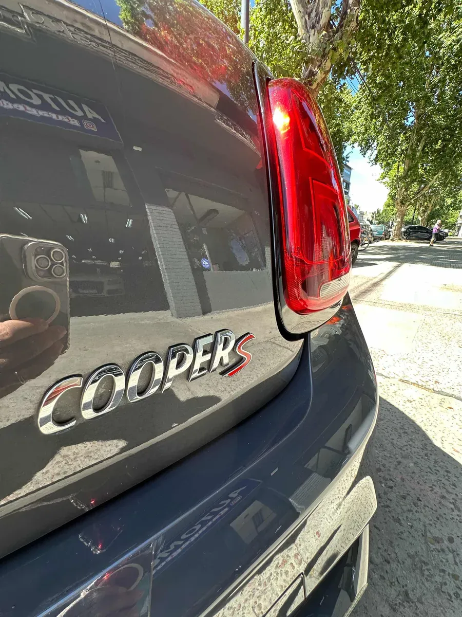 Mira esta publicación de Mini Cooper 2019 en Motordil