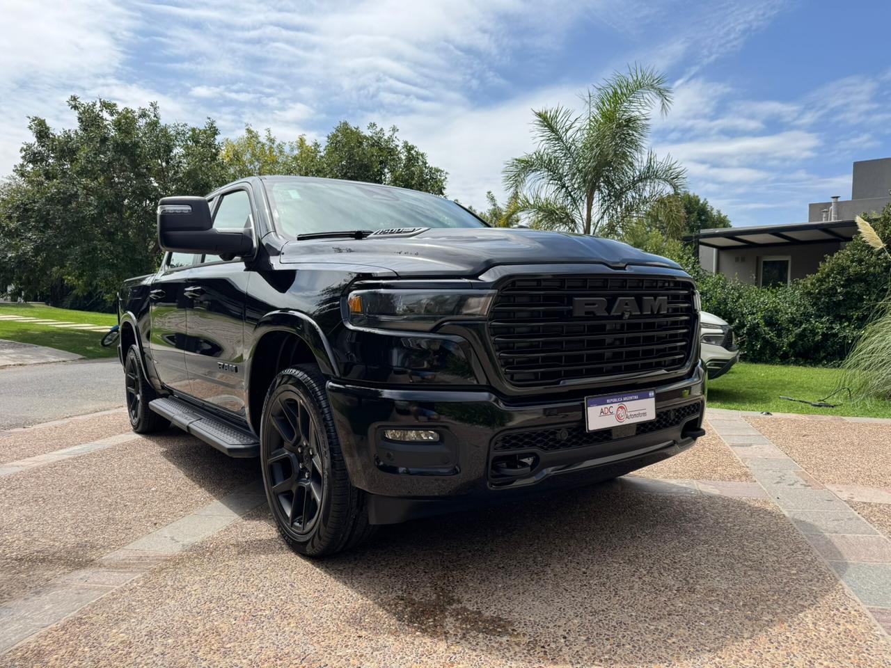Mira esta publicación de RAM 1500 2026 en Motordil