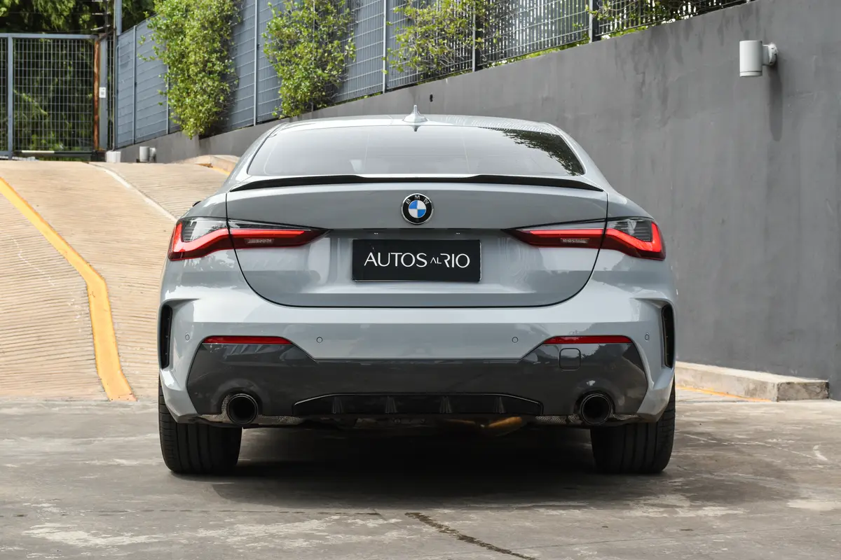 Mira esta publicación de BMW Serie 4 2023 en Motordil