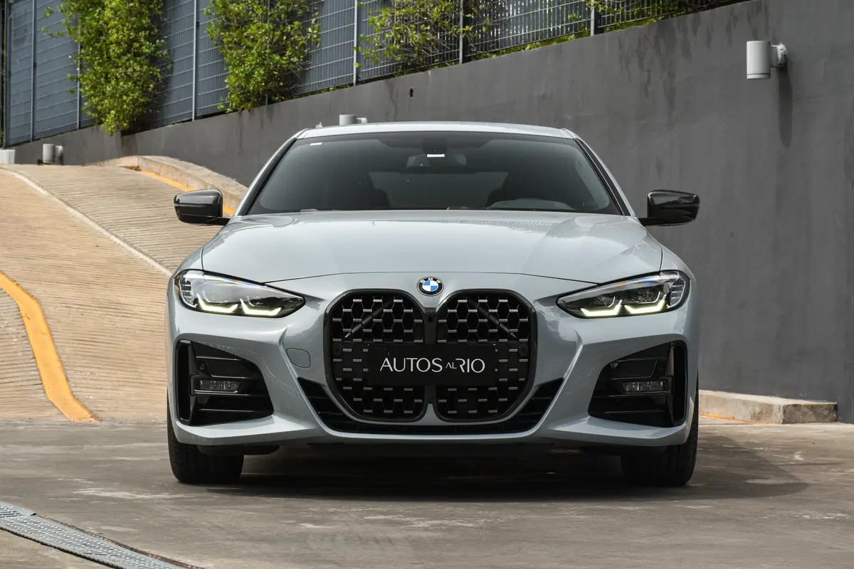 Mira esta publicación de BMW Serie 4 2023 en Motordil