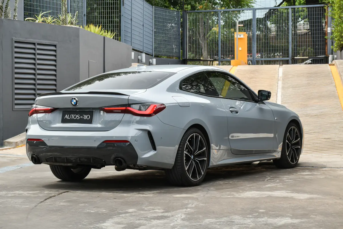 Mira esta publicación de BMW Serie 4 2023 en Motordil