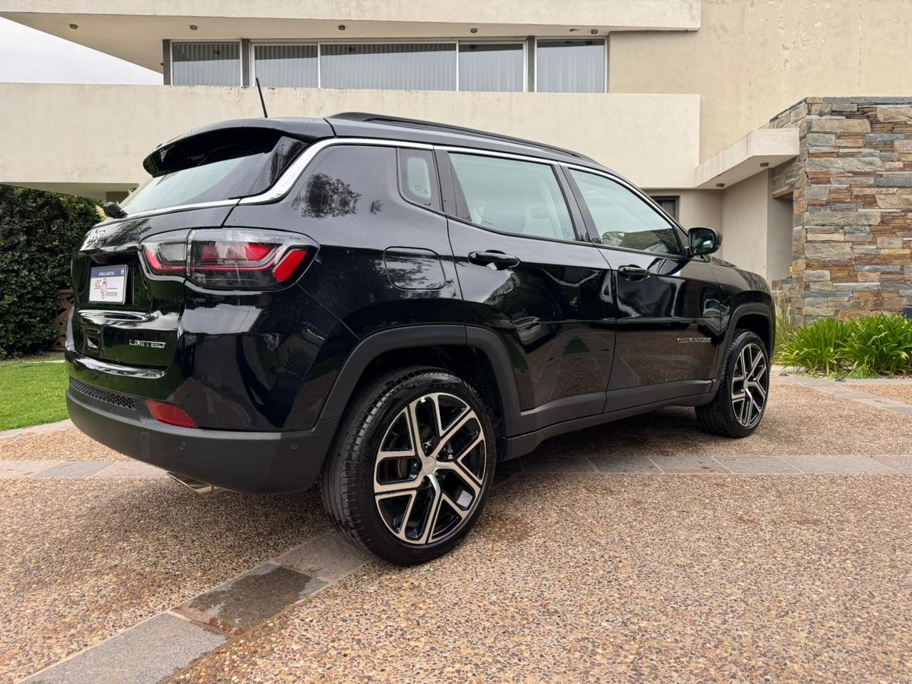 Mirá esta publicación de Jeep Compass