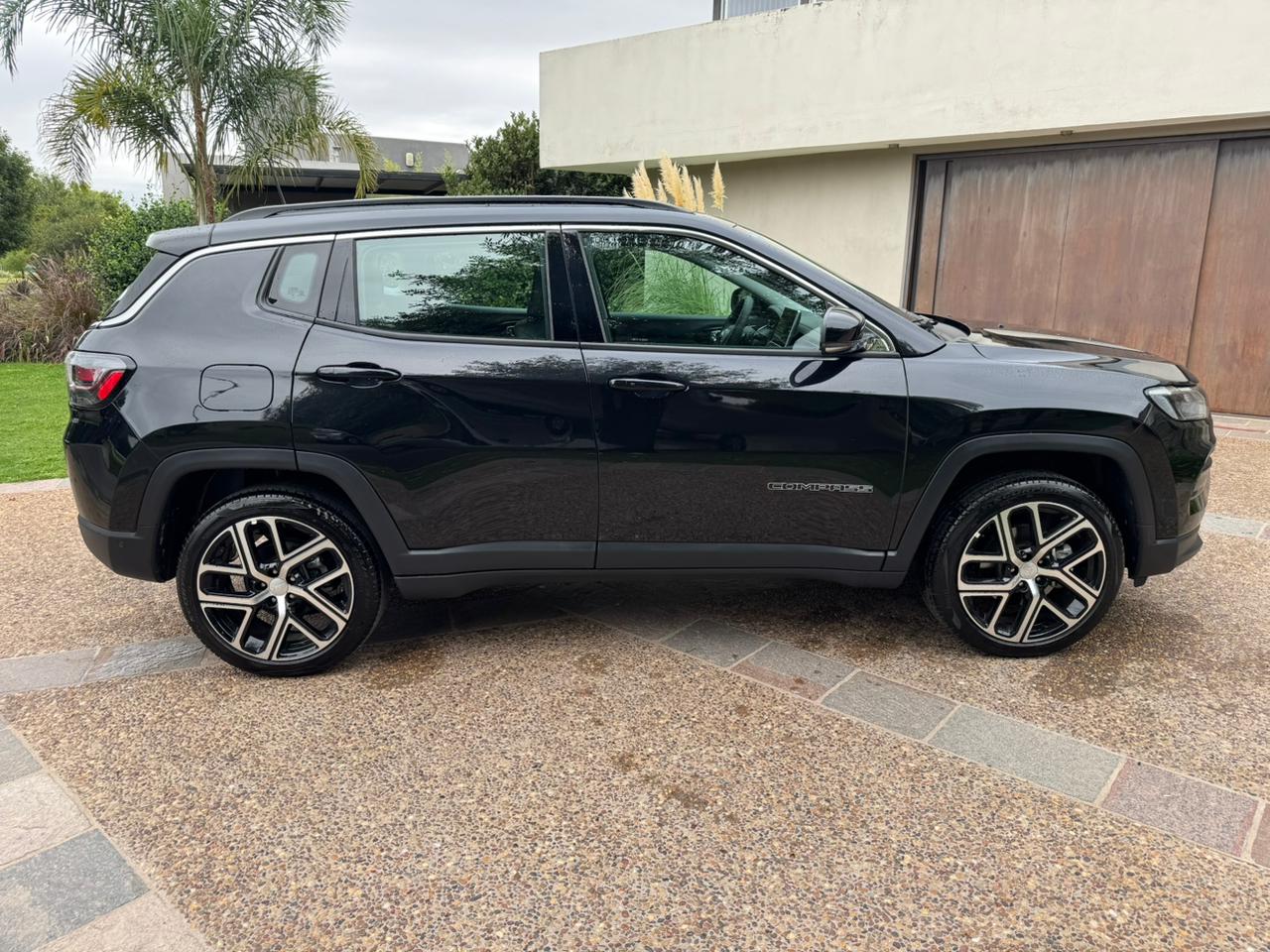 Mira esta publicación de Jeep Compass 2026 en Motordil