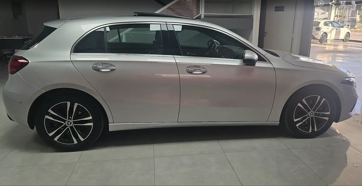 Mira esta publicación de Mercedes Benz Clase A 2023 en Motordil