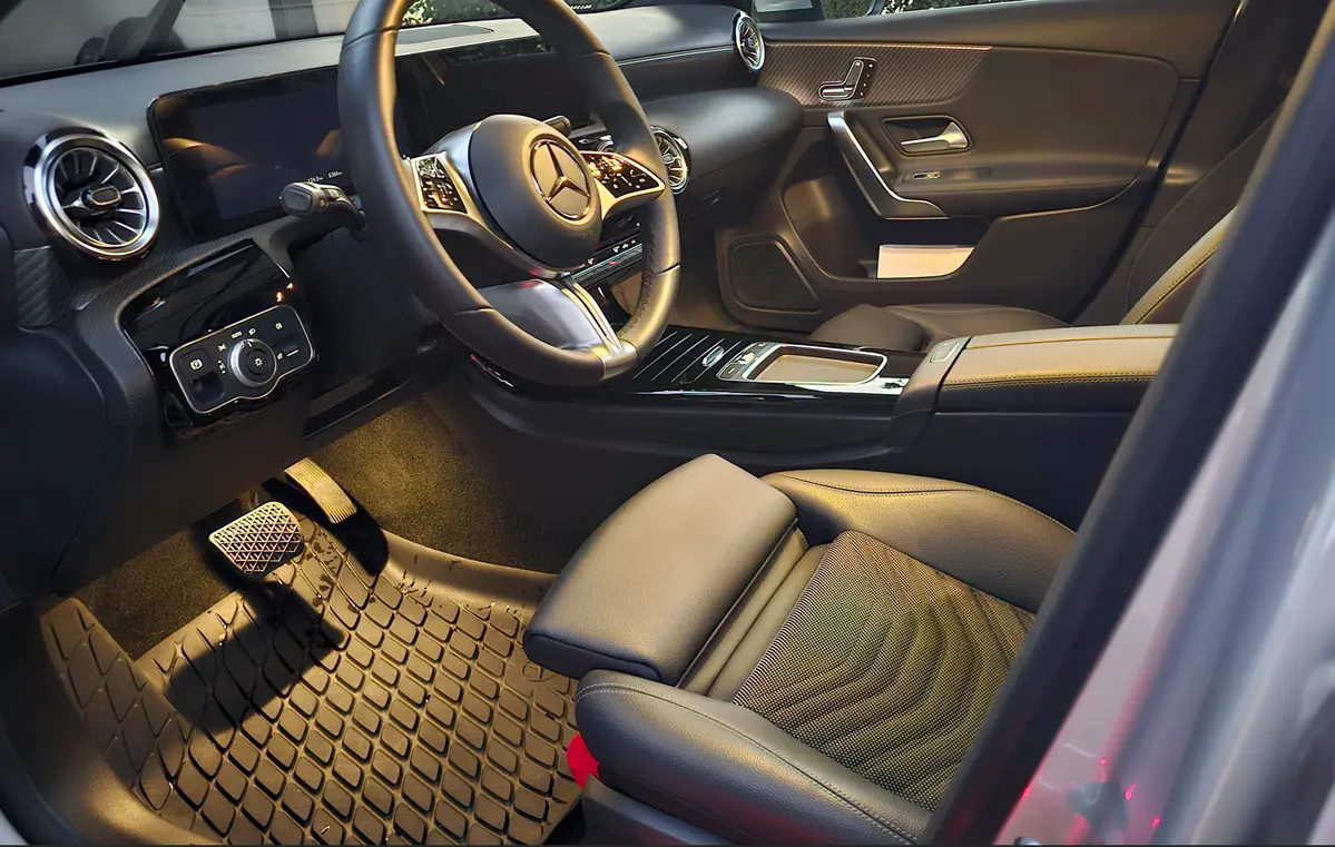 Mira esta publicación de Mercedes Benz Clase A 2023 en Motordil