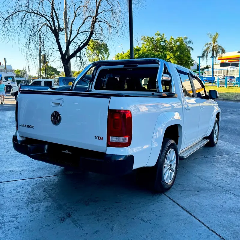 Mira esta publicación de Volkswagen Amarok 2018 en Motordil