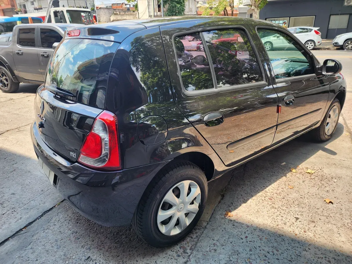 Mira esta publicación de Renault Clio Mio 2015 en Motordil