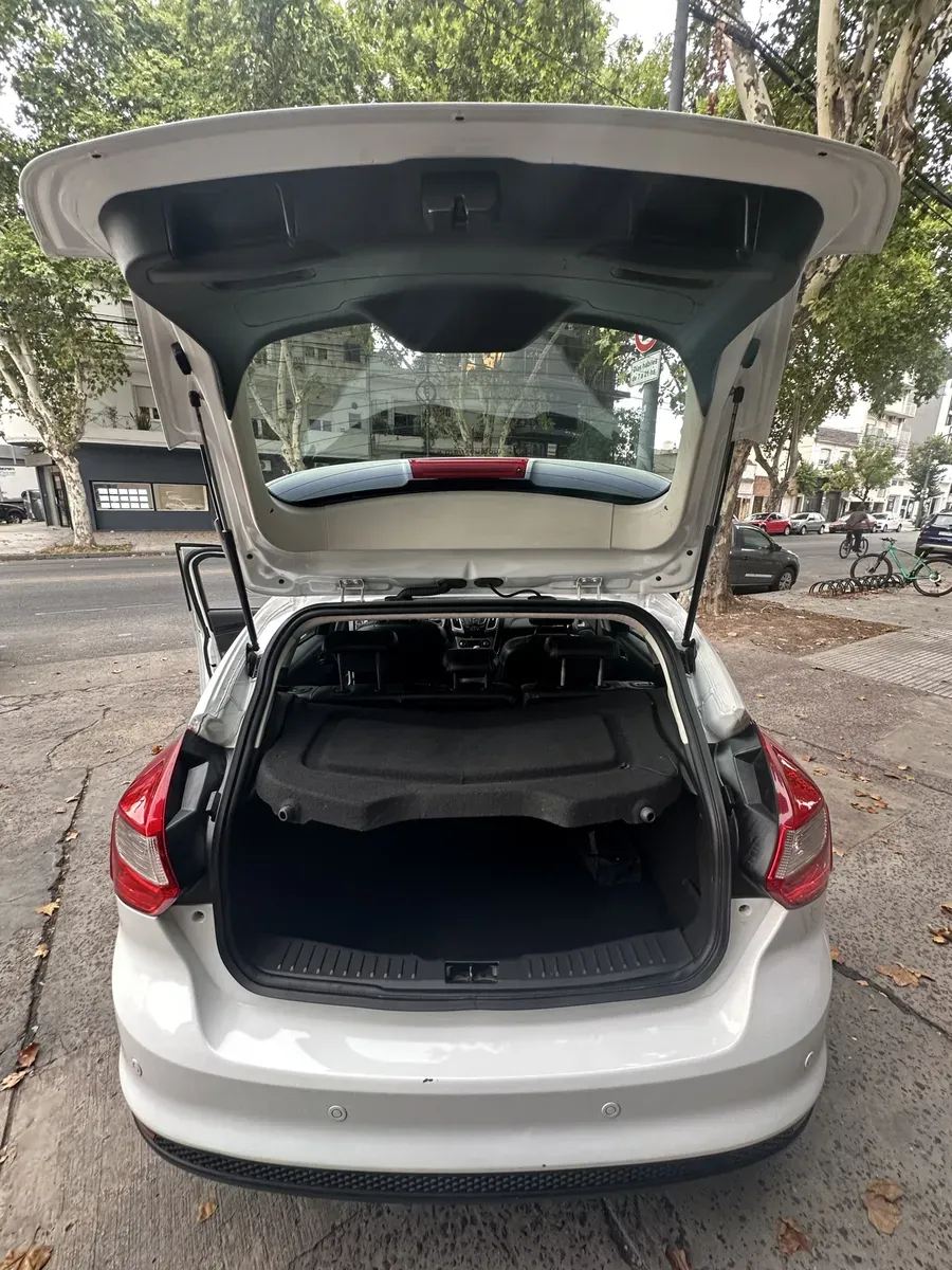 Mira esta publicación de Ford Focus 2014 en Motordil