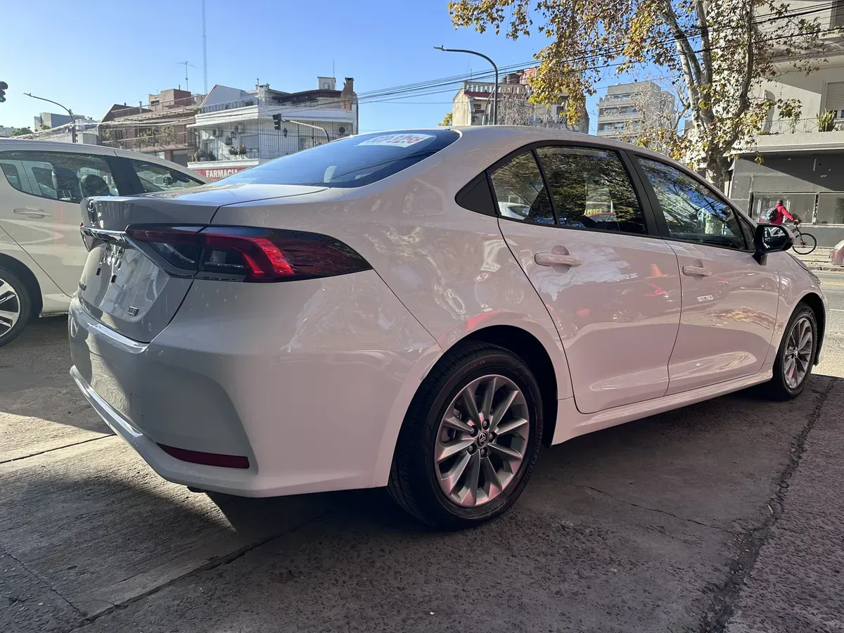 Mira esta publicación de Toyota Corolla 2024 en Motordil