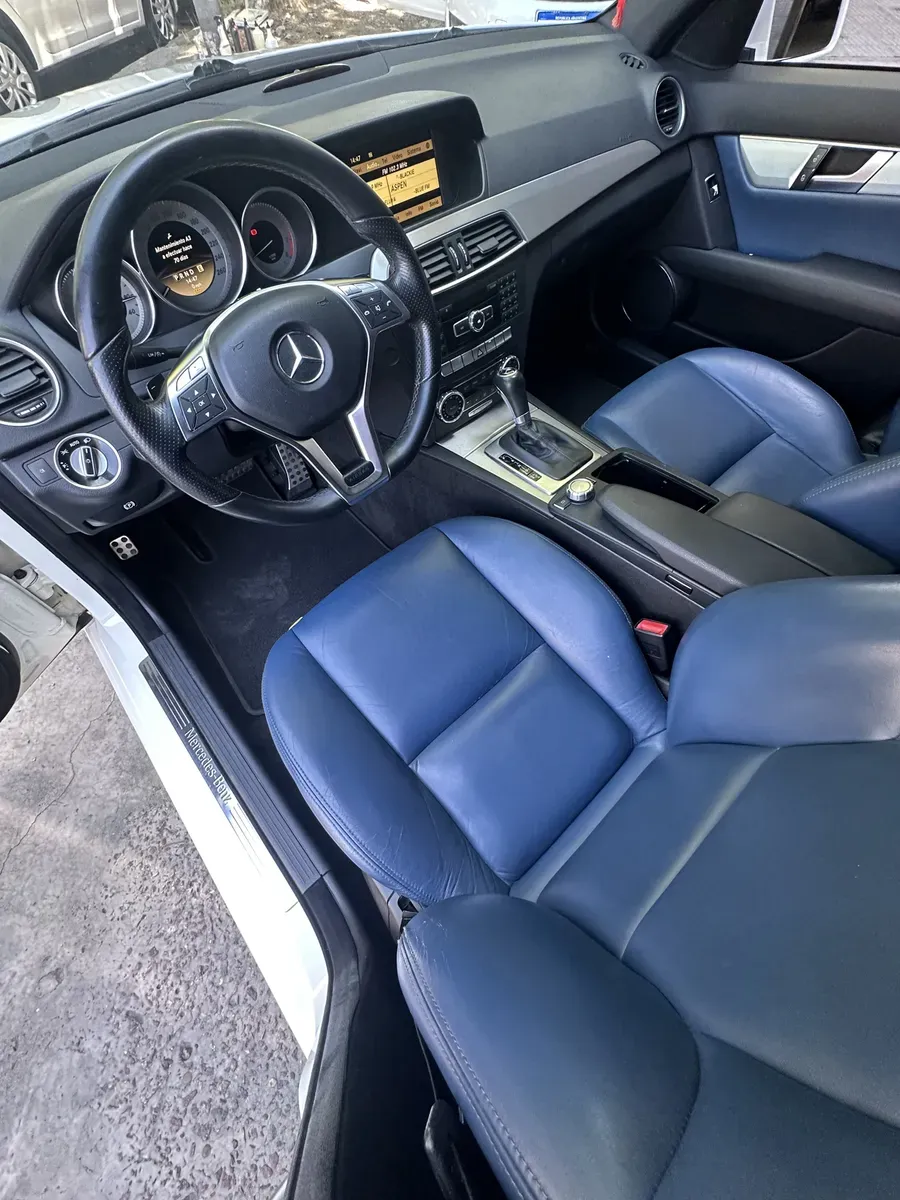 Mira esta publicación de Mercedes Benz Clase C 2012 en Motordil