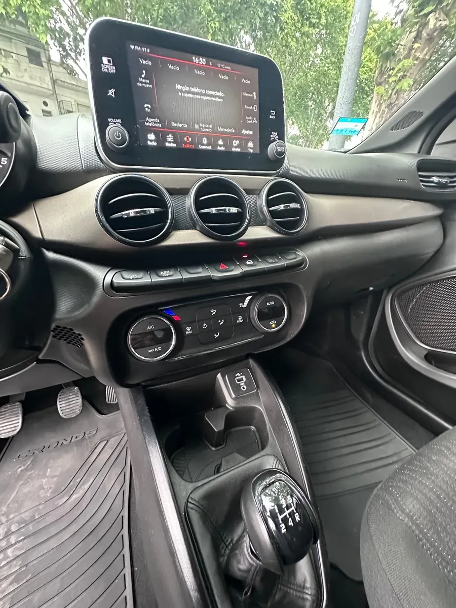 Mira esta publicación de Fiat Cronos 2024 en Motordil