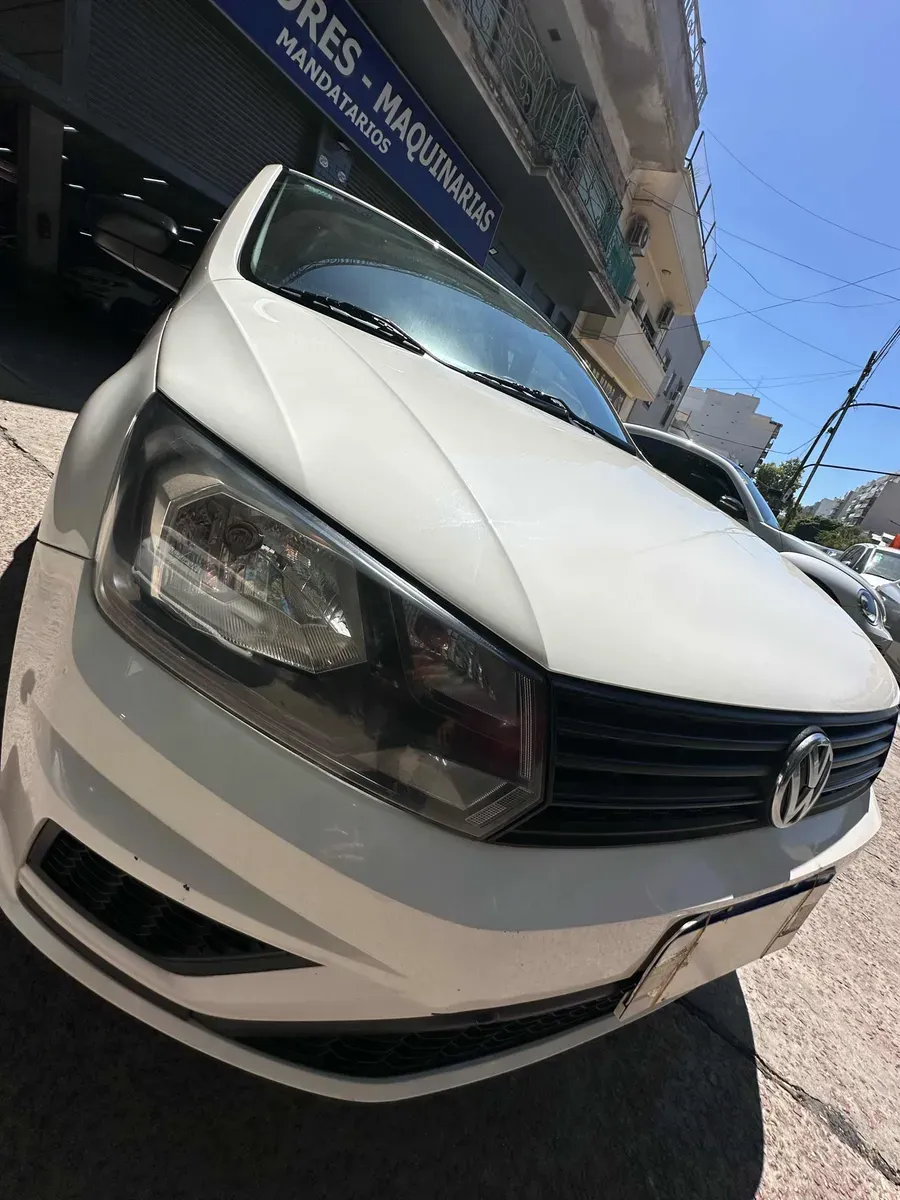 Mira esta publicación de Volkswagen Gol Trend 2021 en Motordil