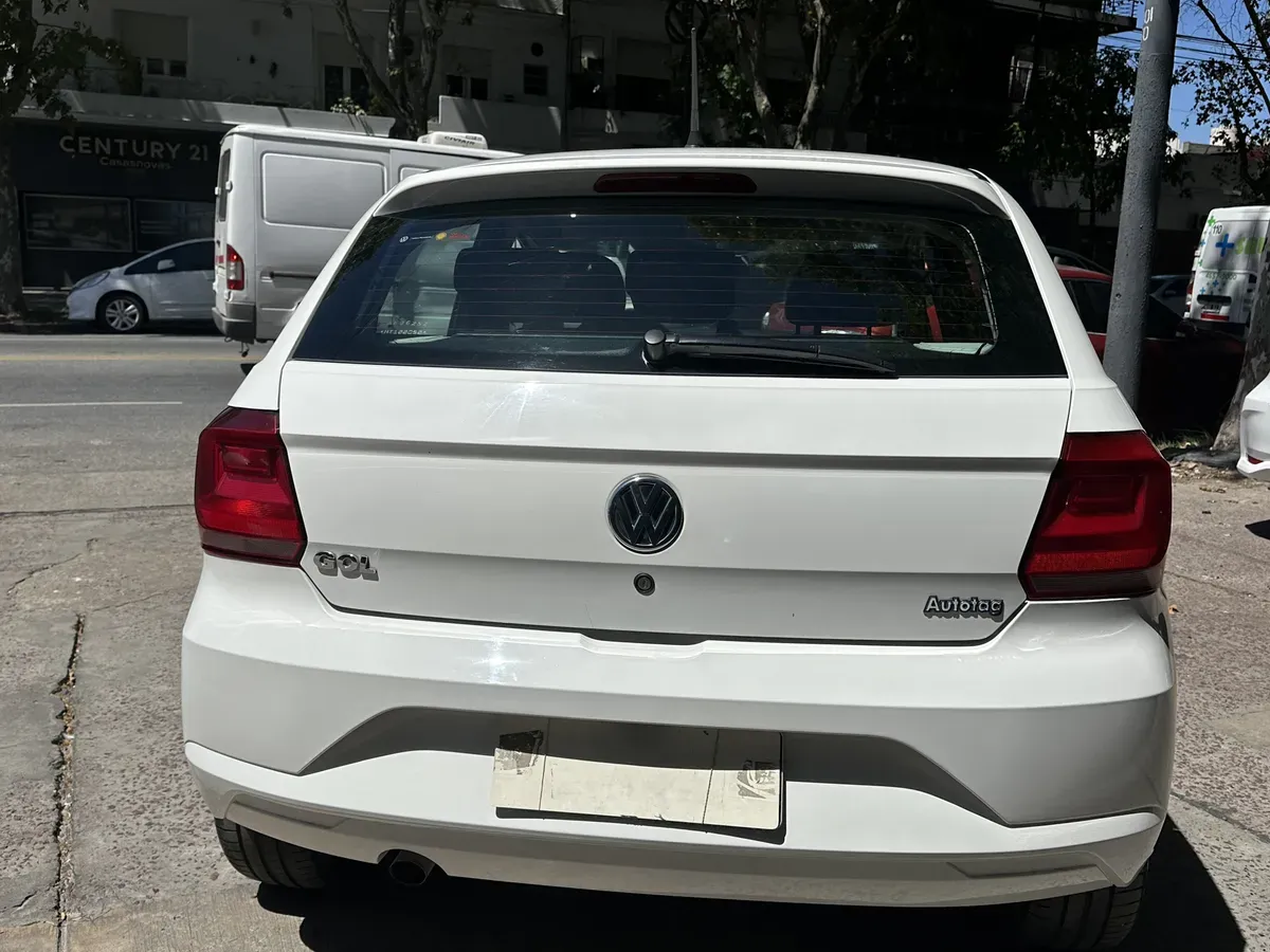 Mira esta publicación de Volkswagen Gol Trend 2021 en Motordil