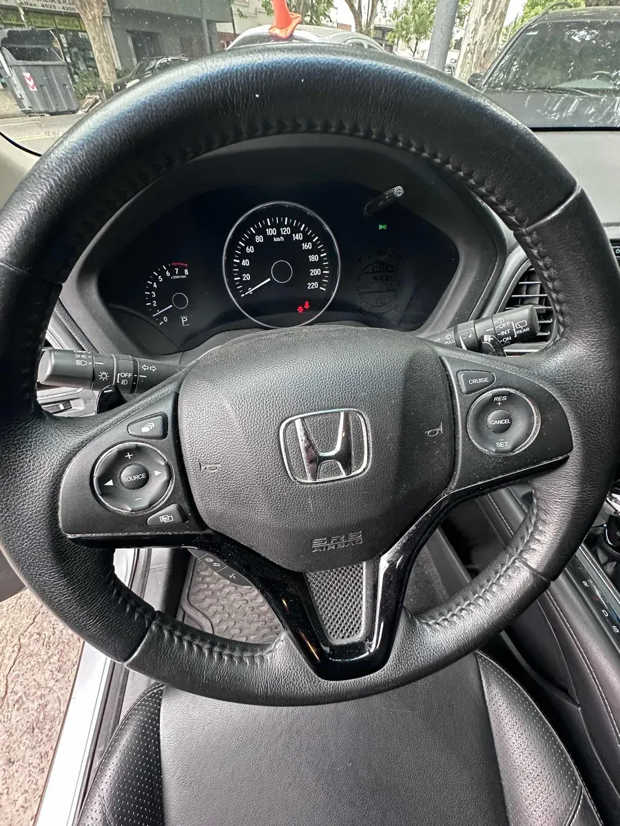 Mira esta publicación de Honda HRV 2018 en Motordil