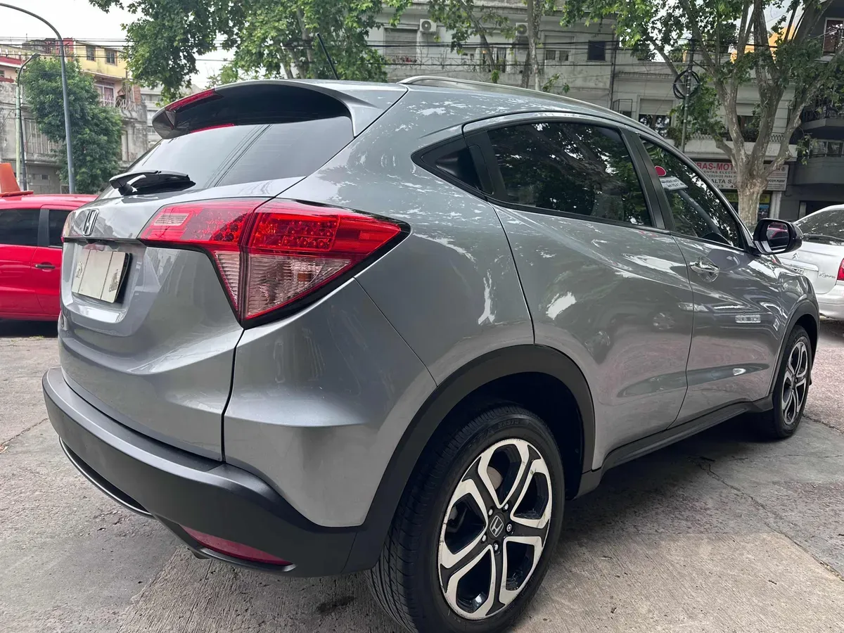 Mira esta publicación de Honda HRV 2018 en Motordil