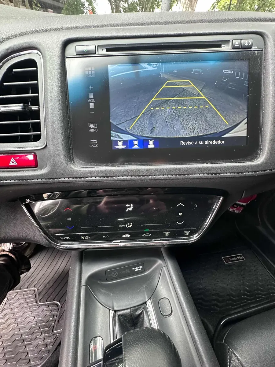 Mira esta publicación de Honda HRV 2018 en Motordil