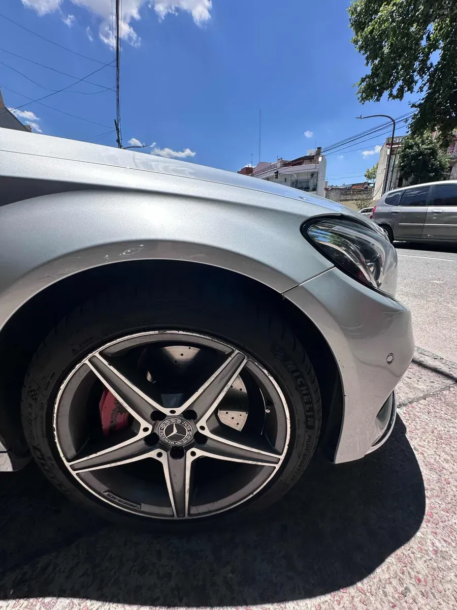 Mirá esta publicación de Mercedes Benz Clase C