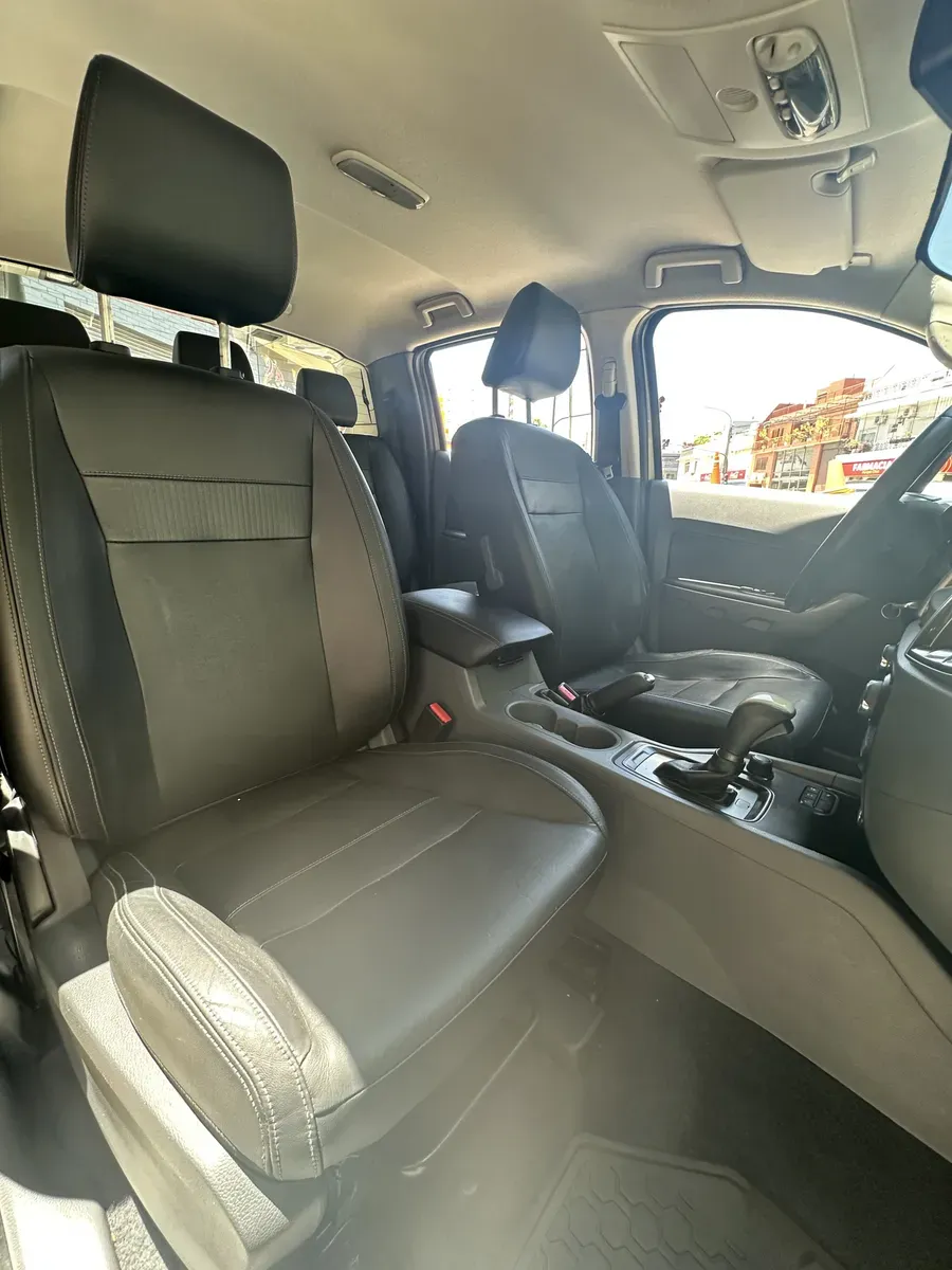 Mira esta publicación de Ford Ranger 2016 en Motordil