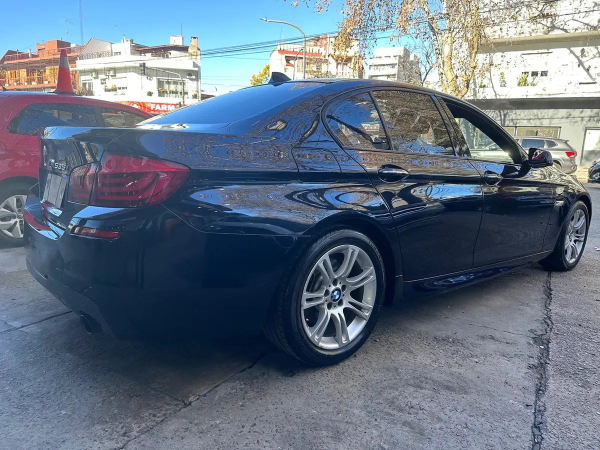 Mira esta publicación de BMW Serie 5 2014 en Motordil