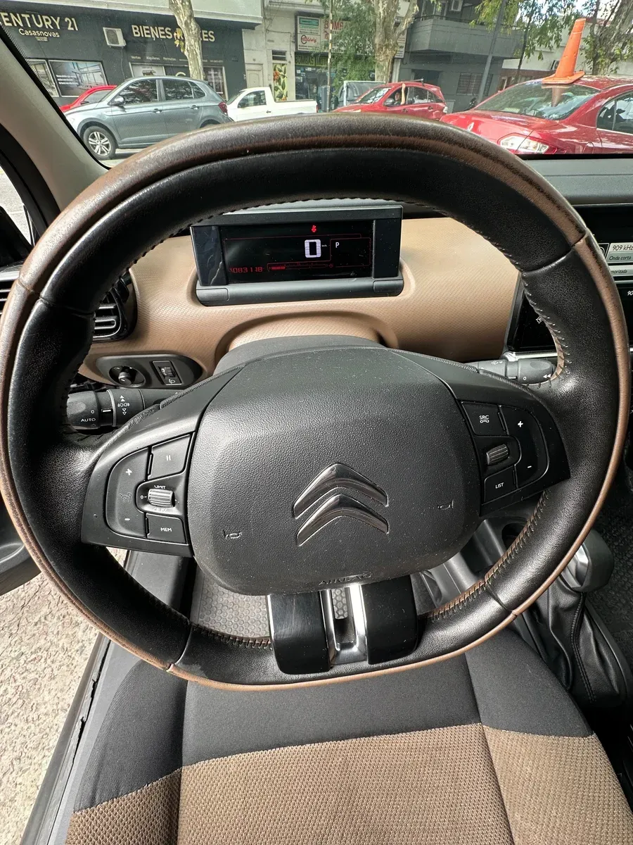 Mira esta publicación de Citroen C 4 Cactus 2018 en Motordil