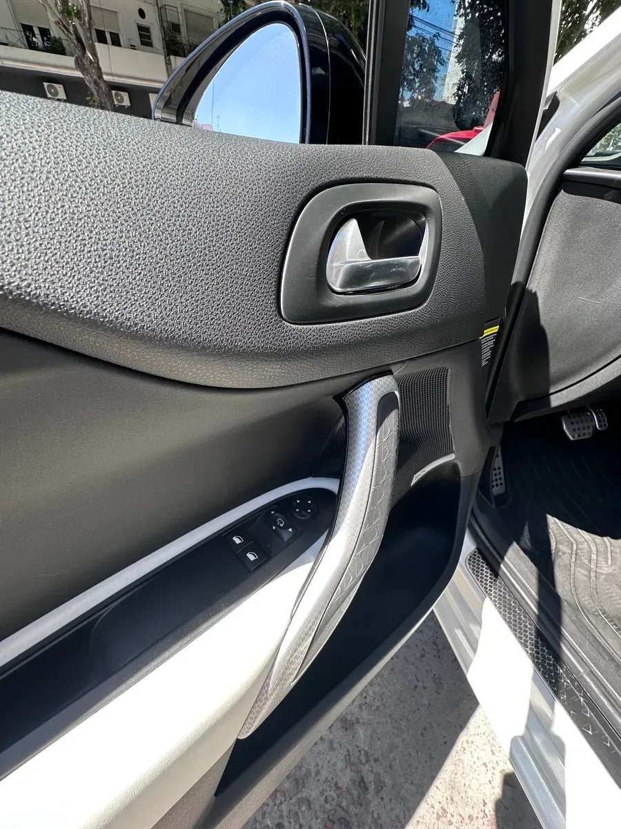 Mira esta publicación de Ds Automobiles DS4 2016 en Motordil