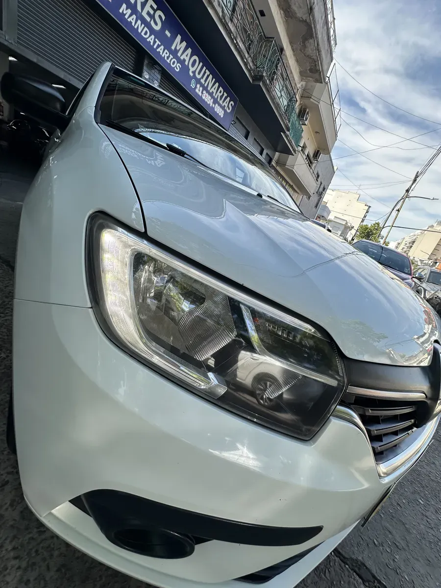 Mirá esta publicación de Renault Logan