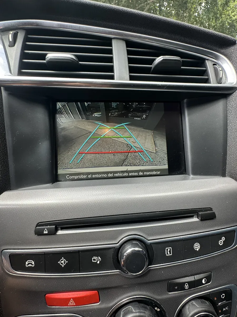 Mira esta publicación de Citroen C 4 Lounge 2018 en Motordil