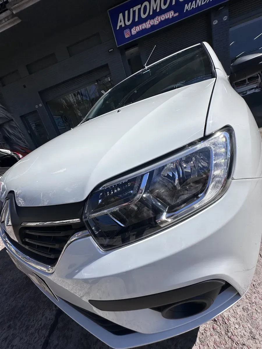 Mira esta publicación de Renault Sandero 2023 en Motordil