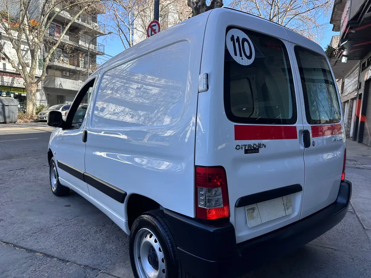 Mira esta publicación de Citroen Berlingo 2022 en Motordil