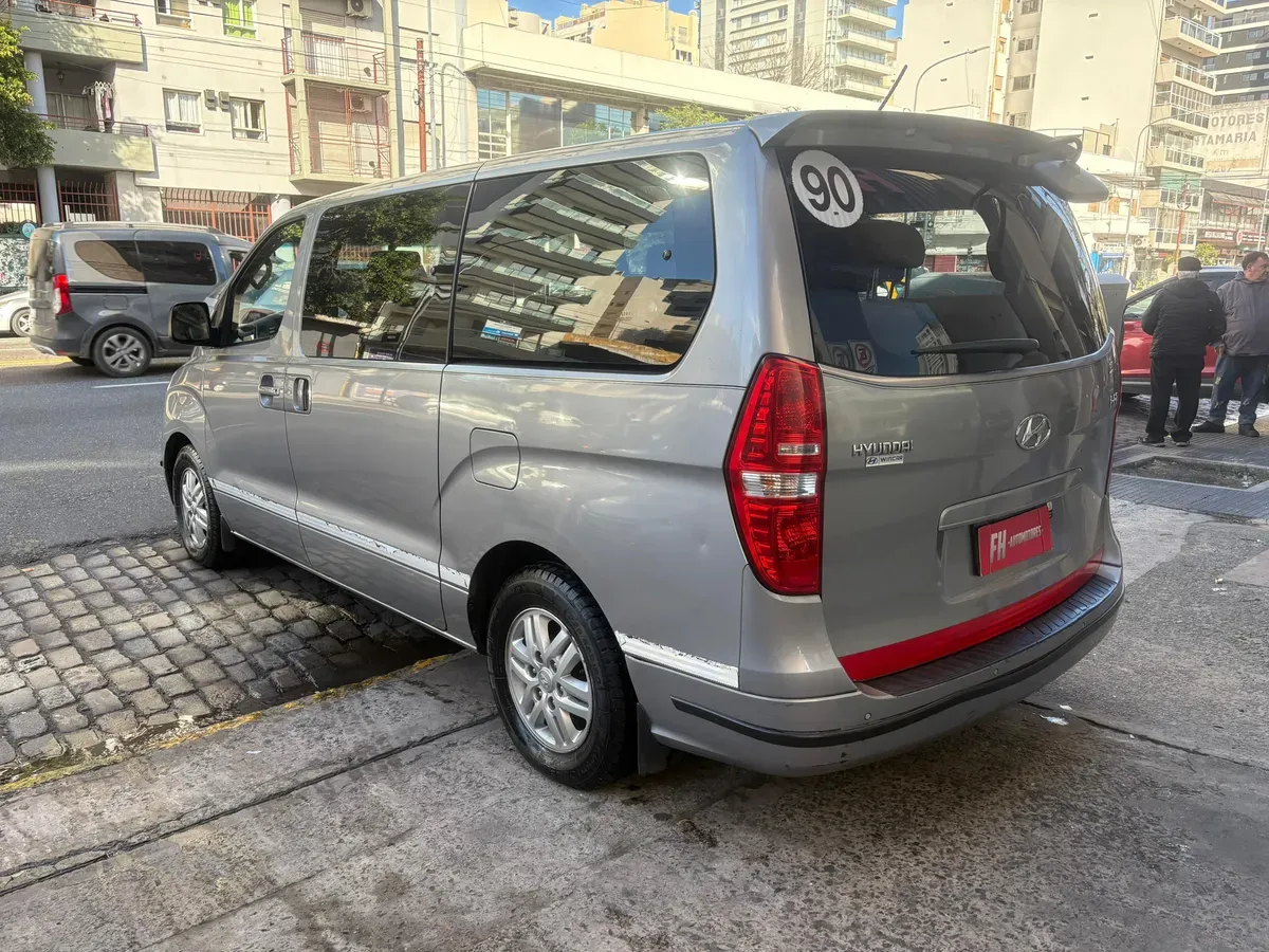 Mira esta publicación de Hyundai H1 2017 en Motordil