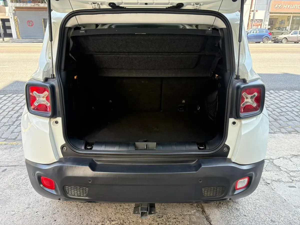 Mirá esta publicación de Jeep Renegade