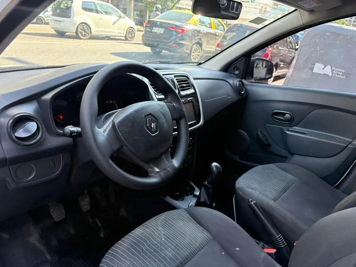 Mira esta publicación de Renault Sandero 2020 en Motordil